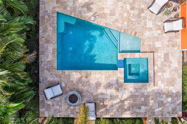 1960 Montana Ave NE, Saint Petersburg, FL 33703 - bird's eye view