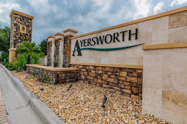 14614 Rannoch Moor Pl, Wimauma, FL 33598 - view of community sign