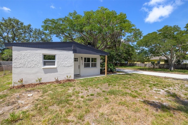 2157 20th Ave SW, Largo, FL 33774 - view of front of property featuring stucco siding