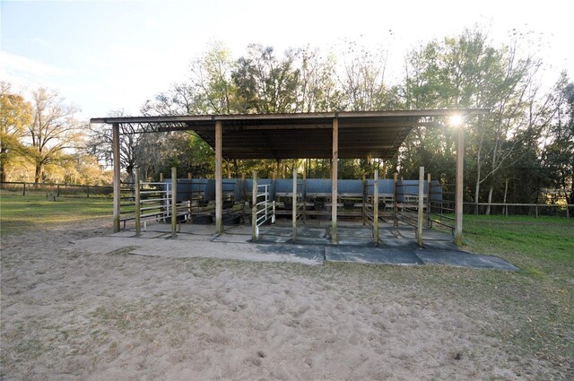 Arabian Way, Dade City, FL 33523