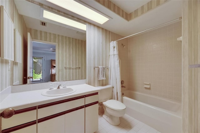 29903 Baywood Ln, Wesley Chapel, FL 33543 - bathroom featuring wallpapered walls, tile patterned floors, toilet, shower / bath combo with shower curtain, and vanity
