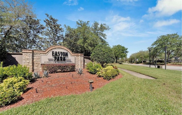 10837 Breaking Rocks Dr, Tampa, FL 33647 - community sign with a yard