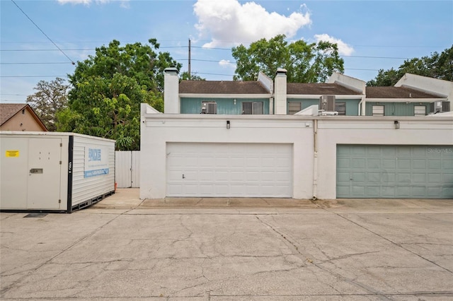 3413 W Kirby St, Tampa, FL 33614 - view of garage