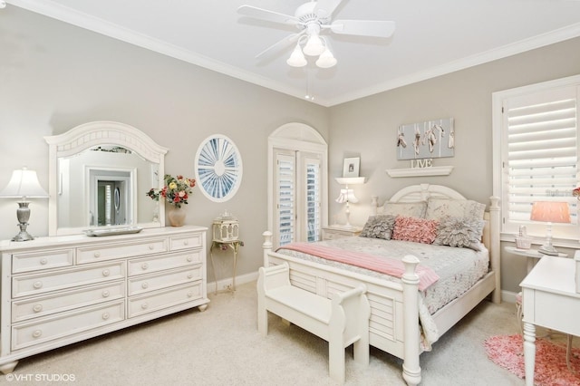 919 Ballinger Rd, Lutz, FL 33548 - bedroom featuring light carpet, ornamental molding, and ceiling fan