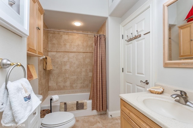 919 Ballinger Rd, Lutz, FL 33548 - full bathroom featuring vanity, shower / bath combination with curtain, and tile patterned flooring