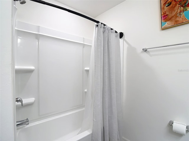 3891 Reflection Dock Dr, Seffner, FL 33584 - full bath featuring shower / tub combo