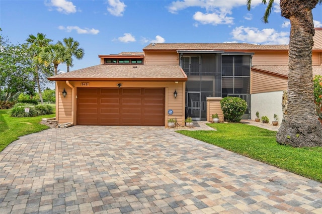 2421 Lake Point Ln, Clearwater, FL 33762 - photo 2