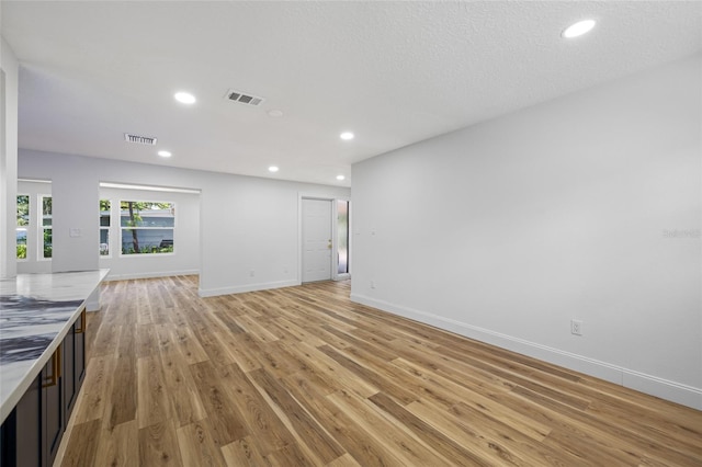 810 W River Dr, Temple Terrace, FL 33617 - photo 24