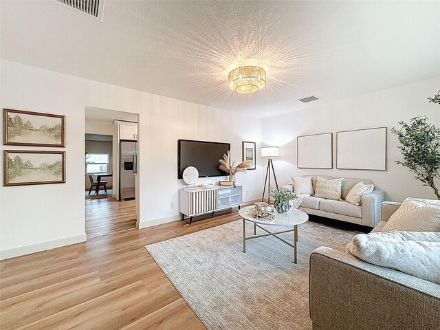 1267 Woodlawn Ter, Clearwater, FL 33755 - photo 8
