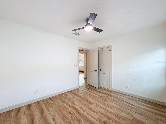 1267 Woodlawn Ter, Clearwater, FL 33755 - photo 13