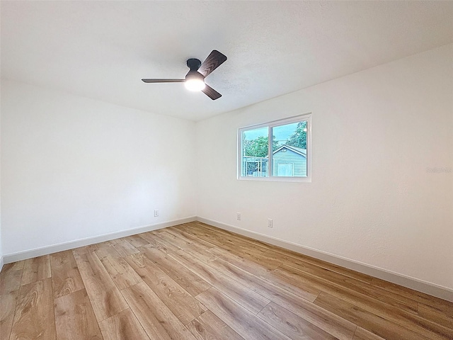 1267 Woodlawn Ter, Clearwater, FL 33755 - photo 41