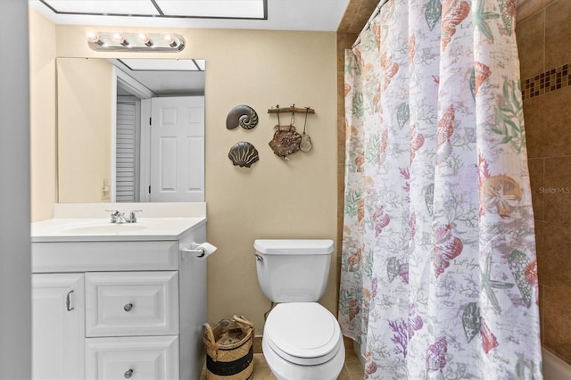 4900 Brittany Dr S Unit 209, Saint Petersburg, FL 33715 - full bathroom with vanity, a shower with curtain, and toilet