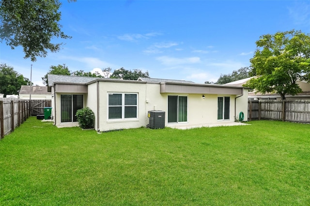 408 S Edgemon Ave, Winter Springs, FL 32708 - rear view of house featuring stucco siding and cooling unit
