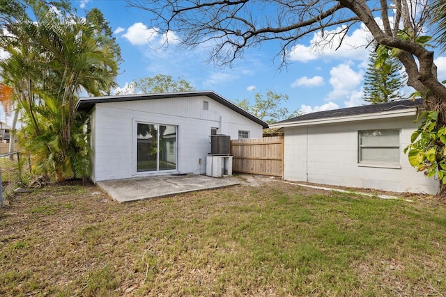 5013 W Mccoy St, Tampa, FL 33616 - photo 18