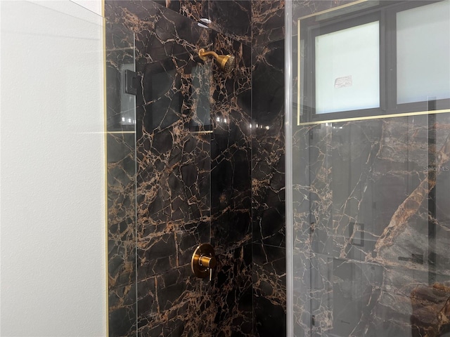 4241 E Palifox St, Tampa, FL 33610 - full bath with a marble finish shower