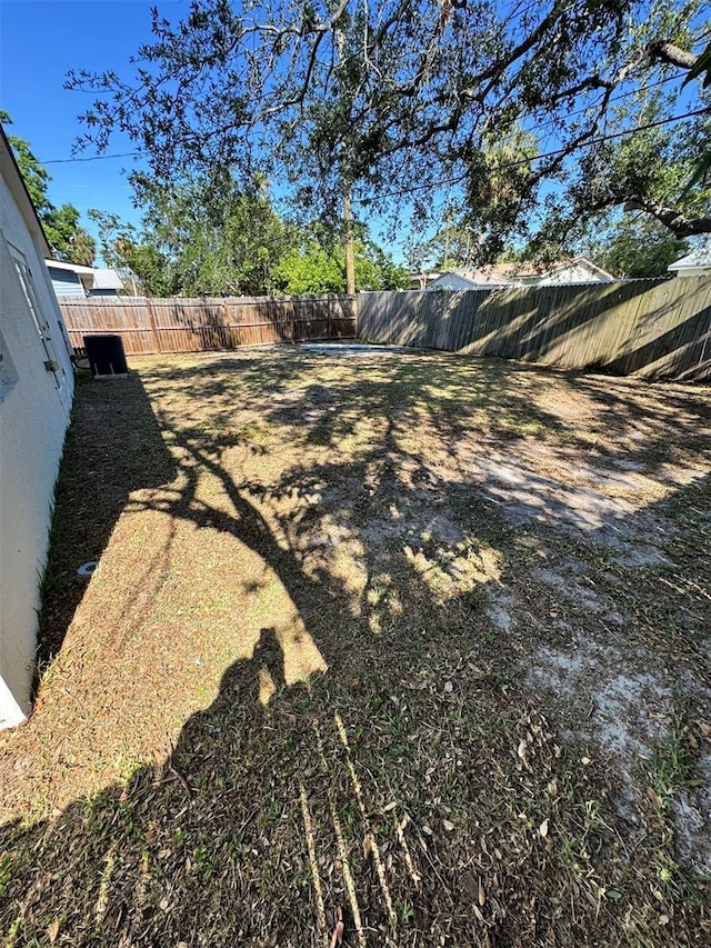 1778 New Hampshire Ave NE, Saint Petersburg, FL 33703 - view of fenced backyard