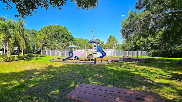 3907 Orchard Hill Cir, Palm Harbor, FL 34684 - view of community playground