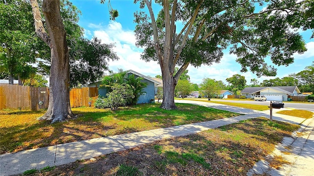 3907 Orchard Hill Cir, Palm Harbor, FL 34684 - view of front of property featuring driveway and a residential view