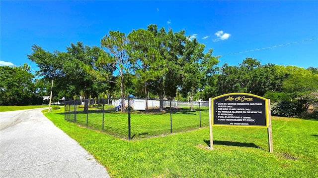 3907 Orchard Hill Cir, Palm Harbor, FL 34684 - view of home's community