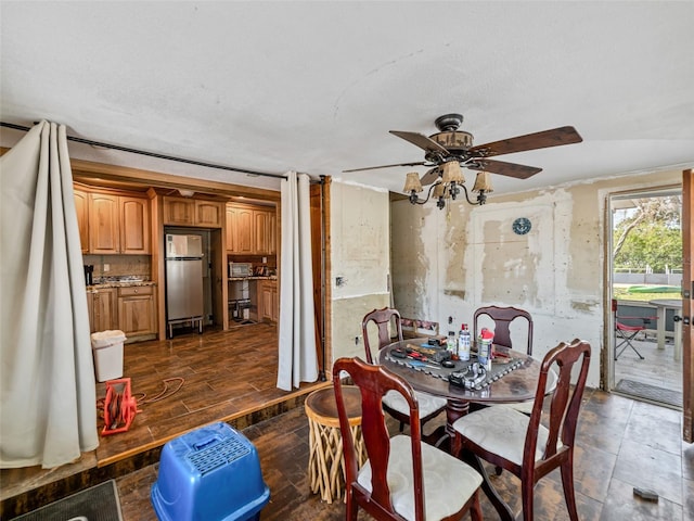 6726 Udell Ln, Hudson, FL 34667 - dining space with a ceiling fan