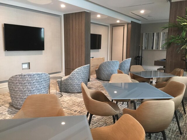 dining room with recessed lighting and baseboards
