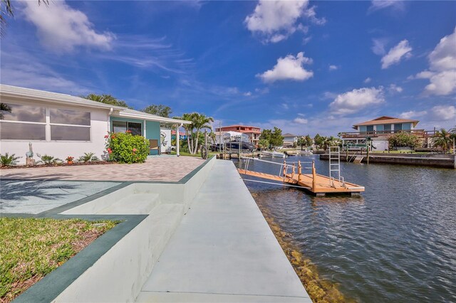 dock featuring a water view