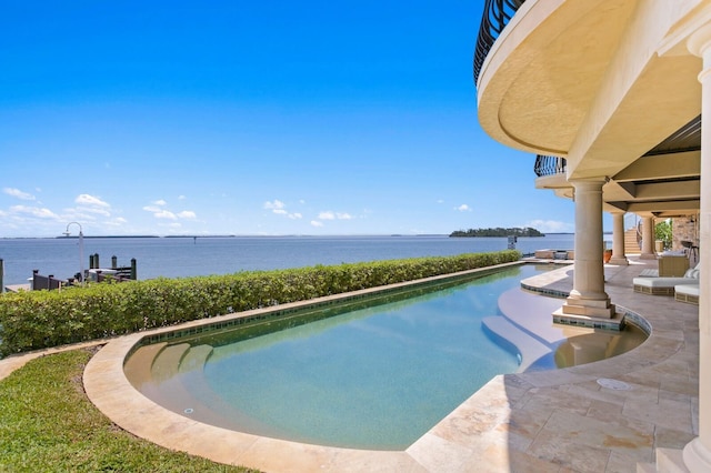 100 Sands Point Dr, Tierra Verde, FL 33715 - photo 2