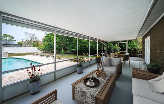 1402 Oleander Dr, Tarpon Springs, FL 34689 - sunroom / solarium featuring outdoor lounge area