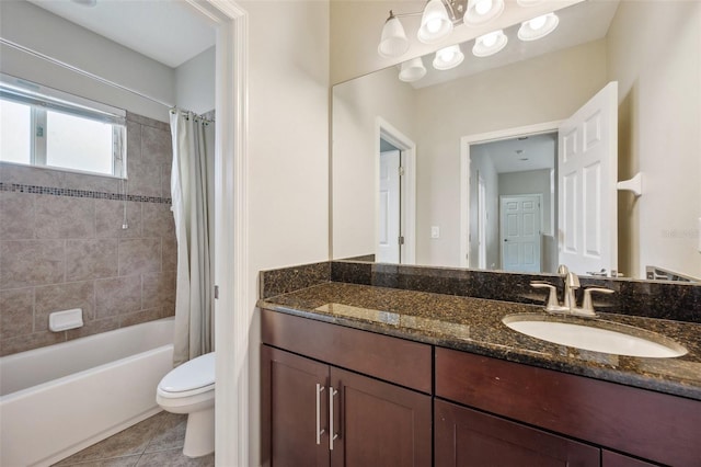 5117 Longspur Ct, Lithia, FL 33547 - full bathroom with toilet, vanity, tile patterned flooring, and shower / bath combination with curtain