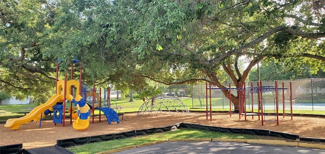 8207 Volusia Pl, Tampa, FL 33637 - community playground featuring a lawn