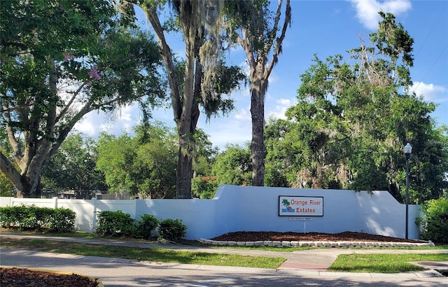 8207 Volusia Pl, Tampa, FL 33637 - view of community / neighborhood sign