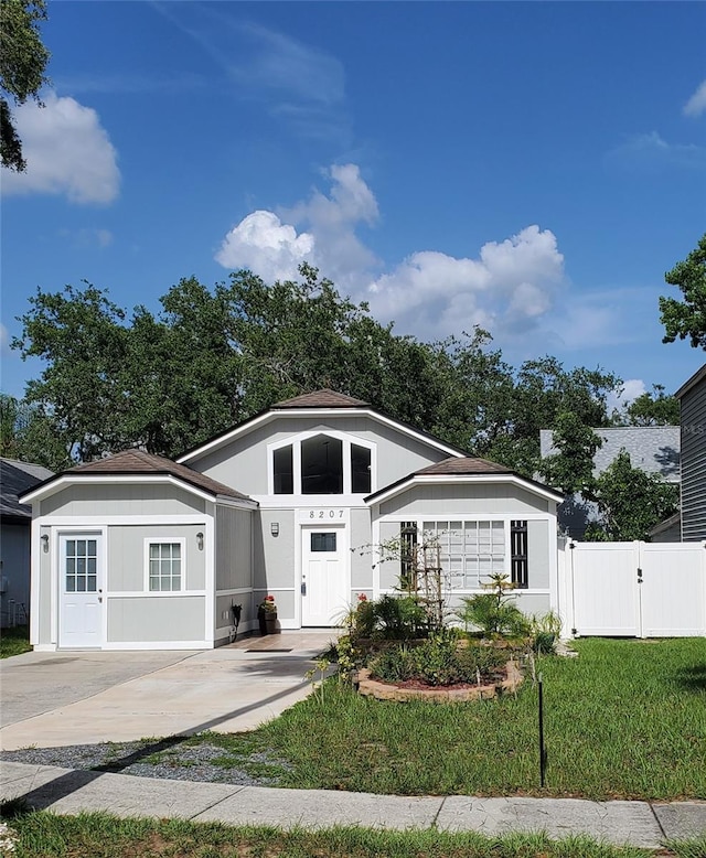 8207 Volusia Pl, Tampa, FL 33637 - view of front facade