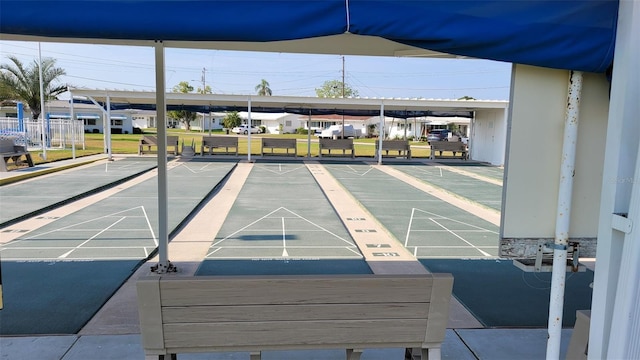 10040 38th Way N, Pinellas Park, FL 33782 - view of community with shuffleboard and fence