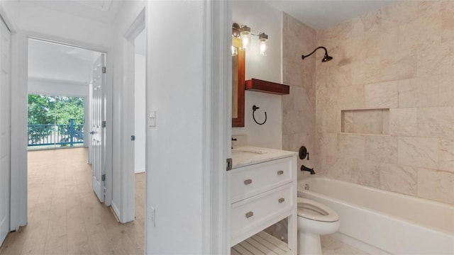 9050 Lake Place Ln, Tampa, FL 33634 - full bathroom featuring shower / bath combination, vanity, and toilet