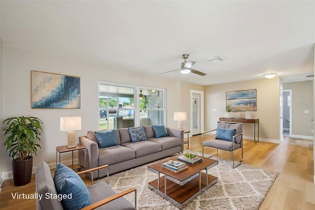 8417 Bay Pointe Dr, Tampa, FL 33615 - photo 2