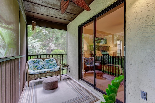 2913 Fig Ct, Palm Harbor, FL 34684 - sunroom with ceiling fan