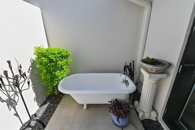 13916 Wellesford Way, Tampa, FL 33624 - full bathroom with a soaking tub