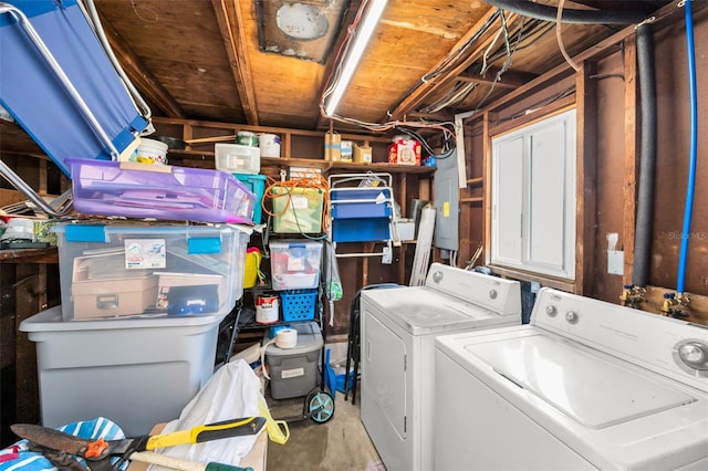 629 Lexington St, Dunedin, FL 34698 - washroom with washing machine and dryer