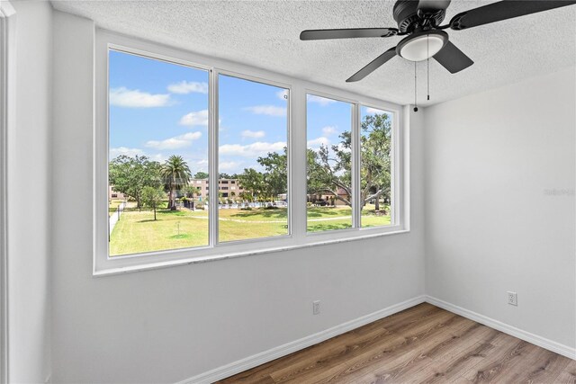 5095 Bay St NE Unit 210, Saint Petersburg, FL 33703 - photo 15