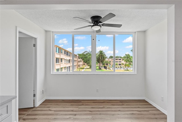 5095 Bay St NE Unit 210, Saint Petersburg, FL 33703 - photo 14