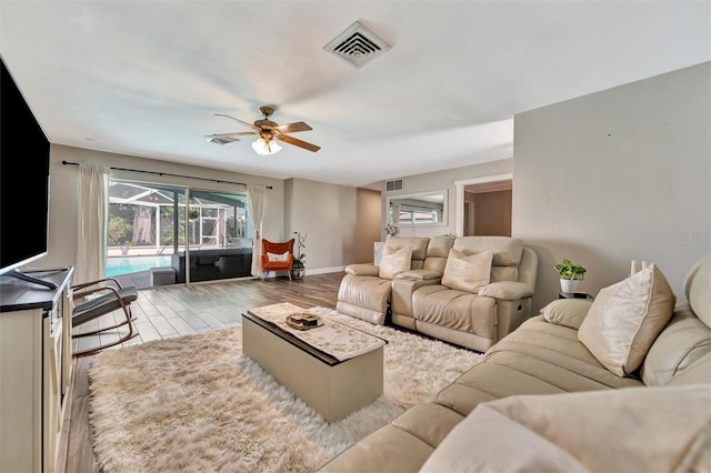 8740 15th St N, Saint Petersburg, FL 33702 - photo 10