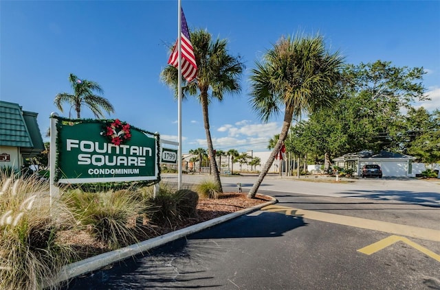 1799 N Highland Ave Unit 106, Clearwater, FL 33755 - view of asphalt road