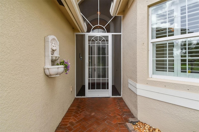 16101 Cape Coral Dr, Wimauma, FL 33598 - entrance to property featuring stucco siding