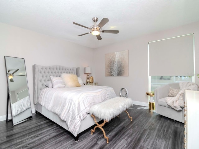 2807 W Hawthorne Rd Unit 11, Tampa, FL 33611 - bedroom with wood finished floors, baseboards, and ceiling fan