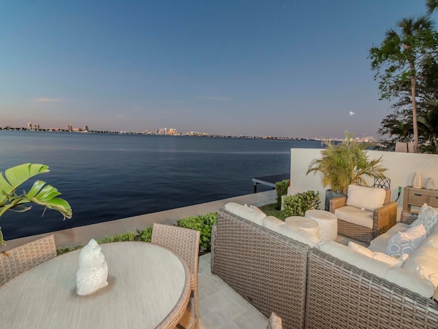 2807 W Hawthorne Rd Unit 11, Tampa, FL 33611 - water view