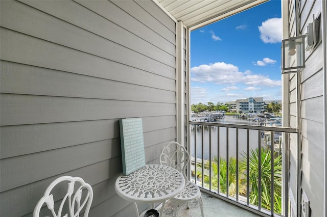 5712 Biscayne Ct Unit 103, New Port Richey, FL 34652 - balcony featuring a water view