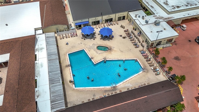 904 Desert Hills Dr, Sun City Center, FL 33573 - bird's eye view of a pool area