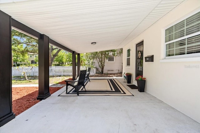 708 53rd Ave N, Saint Petersburg, FL 33703 - photo 4