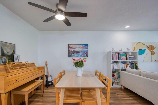 2870 Rampart Cir, Clearwater, FL 33761 - dining space featuring wood finished floors, ceiling fan, and recessed lighting