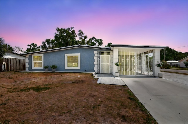 8006 Tanglewood Ln, Tampa, FL 33615 - photo 1